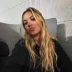 Júlia Gomes Instagram - Infelizmente a viagem chegou ao fim, mas foi tudo 100x mais especial por conta da @sestinioficial que esteve comigo durante a viagem toda!!! E minhas escolhas de mala fizeram sucesso viu! ❤️🫶🏻🥰 São Paulo, Brazil