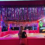 Júlia Gomes Instagram - TUDUM! O único evento presencial da #Netflix acontece aqui no Brasil nesse fim de semana no Parque Ibirapuera! Aqui vocês tem acesso a novidades e ativações nas nossas series mais amadas! Qual sua série favorita da @netflixbrasil ? 🥰❤️ Ibirapuera Parque