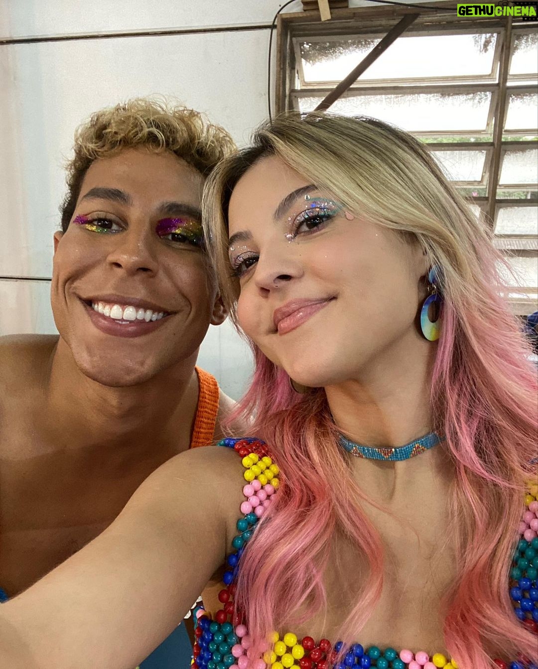 Júlia Gomes Instagram - Um Ano Inesquecível: Verão ☀️ Já está disponível no @primevideobr 🤩 Assista e me conta aqui o que achou! 🎉 Rio de Janeiro, Rio de Janeiro