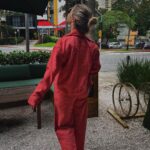 Júlia Gomes Instagram - Segundamos em São Paulo! Hoje eu to um pontinho vermelho com esse look de @littbrasil ❤️ São Paulo, Brazil