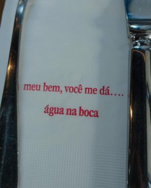 Júlia Gomes Instagram - Domingo só alegria e em boa cia 🩷