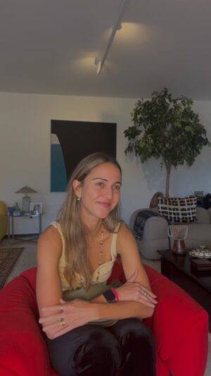 Júlia Mendes Instagram - Só pra você saber (caso ainda não saiba) não ter um dia bom é normal. Não estar tudo bem é normal. Todo sentimento é legítimo! E isso também vai passar…♥️