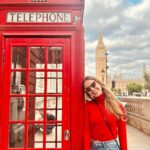 Júlia Mendes Instagram - Podem até chamar de cidade cinza mas o primeiro dia em Londres foi com muitas cores! Que lugar! Que cidade! Estou encantada. ✨♥️🏴󠁧󠁢󠁥󠁮󠁧󠁿 London