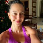 Júlia Mendes Instagram - Não tem jeito, é quando eu me sinto mais linda: Suada, sem filtro & endorfinada. 😅💙