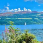 Júlia Mendes Instagram - Eu sei que a natureza é algo inexplicável mas hoje ela passou dos limites! Que dia inesquecível! 😍🦖🙌🏼✨obs: na última foto, biólogos dirão que é montagem mas eu digo que foi sorte! Kkk Loch Ness, Highlands, Scotland!!