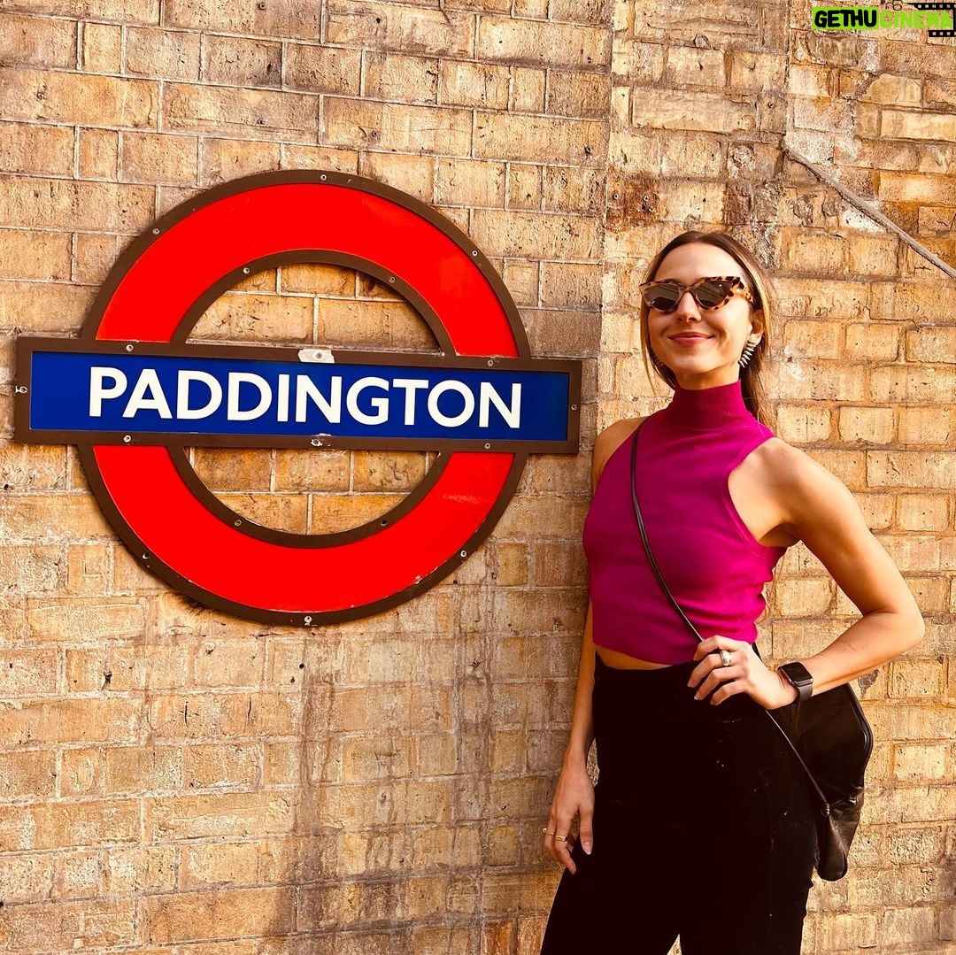 Júlia Mendes Instagram - Um domingo irretocável nessa cidade indescritível! ♥️ Londres