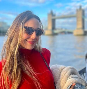 Júlia Mendes Instagram - Podem até chamar de cidade cinza mas o primeiro dia em Londres foi com muitas cores! Que lugar! Que cidade! Estou encantada. ✨♥️🏴󠁧󠁢󠁥󠁮󠁧󠁿