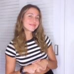Júlia Mendes Instagram – Agir com coerência. Nesses novos tempos chega a ser afrodisíaco kkkk