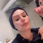JWoww Instagram - Facial appointment 🔥 @meilanimathews