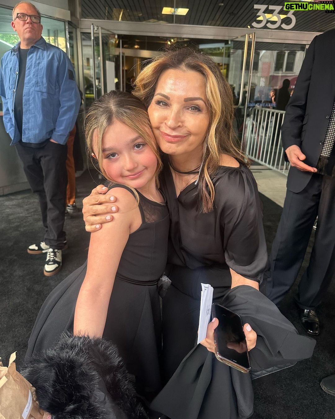 JWoww Instagram - A night I will never forget with my mini 💜 @aboutmyfather was so funny 😂 @sebastiancomedy and Mr De Niro didn’t disappoint 👏👏 @lionsgate