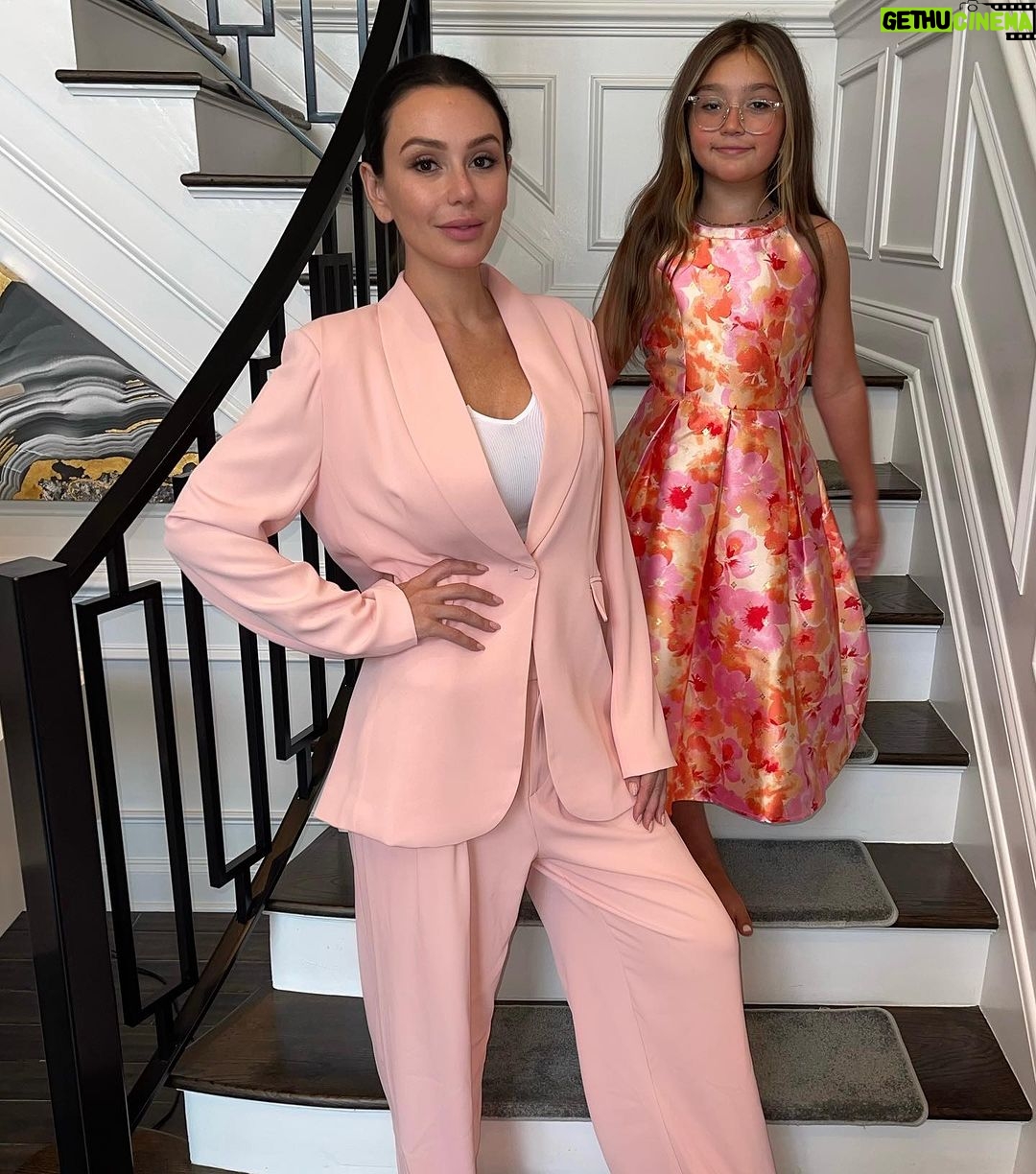 JWoww Instagram - @FashionNova just hit us with an even BIGGER Cyber Monday SALE! EVERYTHING 50-95% OFF!