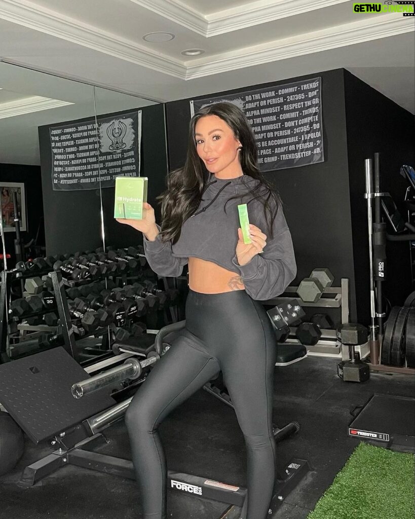 JWoww Instagram - Quench your thirst with @310nutrition Hydrates! They’re a flavor-packed game-changer, supercharging your water with vitamins, electrolytes, and minerals. Just 1 stick in 16 oz = 2-3 bottles of hydration! ❄️Use code JWOWW20 to get 20% sitewide at 310nutrition.com! #HydrationHack #310Nutrition #winterwellness