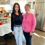 JWoww Instagram - Thankful to spend the holidays with my family 🙏🏼 some of them I haven’t seen since before covid. Food was prepared by @eatcleanbro so all had to worry about was eating and being with the ones I love 💕 🥹