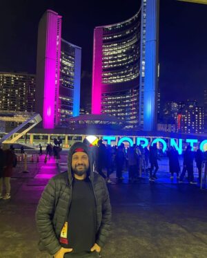 Jabar Abbas Instagram - Day out with friends at CN tower , Canada .
Thank you Sister Muneeba sheikh , Umayma sheikh  Harsh and Waseem bhai for lovely time ❤️❤️