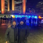 Jabar Abbas Instagram - Day out with friends at CN tower , Canada . Thank you Sister Muneeba sheikh , Umayma sheikh Harsh and Waseem bhai for lovely time ❤️❤️ CN Tower，Toronto，CANADA