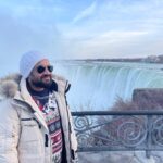 Jabar Abbas Instagram - Had an amazing fun day at #niagrafalls with friends. Thank you sister Umayma sheikh and brother Waseem Abbas for a wonderful day ❤️ Naigra Falls