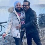Jabar Abbas Instagram - Had an amazing fun day at #niagrafalls with friends. Thank you sister Umayma sheikh and brother Waseem Abbas for a wonderful day ❤️ Naigra Falls