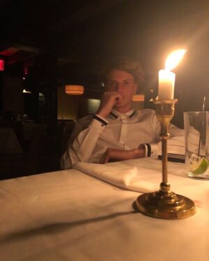 Jace Norman Instagram - Bissness meetings don’t have to be boring 📸 @