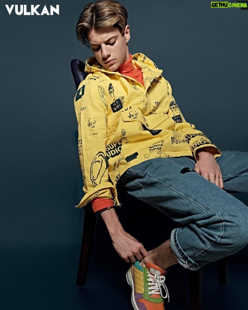 Jace Norman Instagram - Vulkan cover shoot. shot by: @tjmanou grooming by: @paige__davenport styled by: @styledbyfranzy cover of @vulkanmag