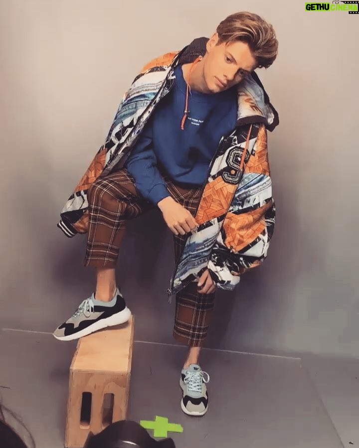 Jace Norman Instagram - ๐งต๐๐ Tags: @tjmanou @styledbyfranzy @Paige___davenport @vulkanmag