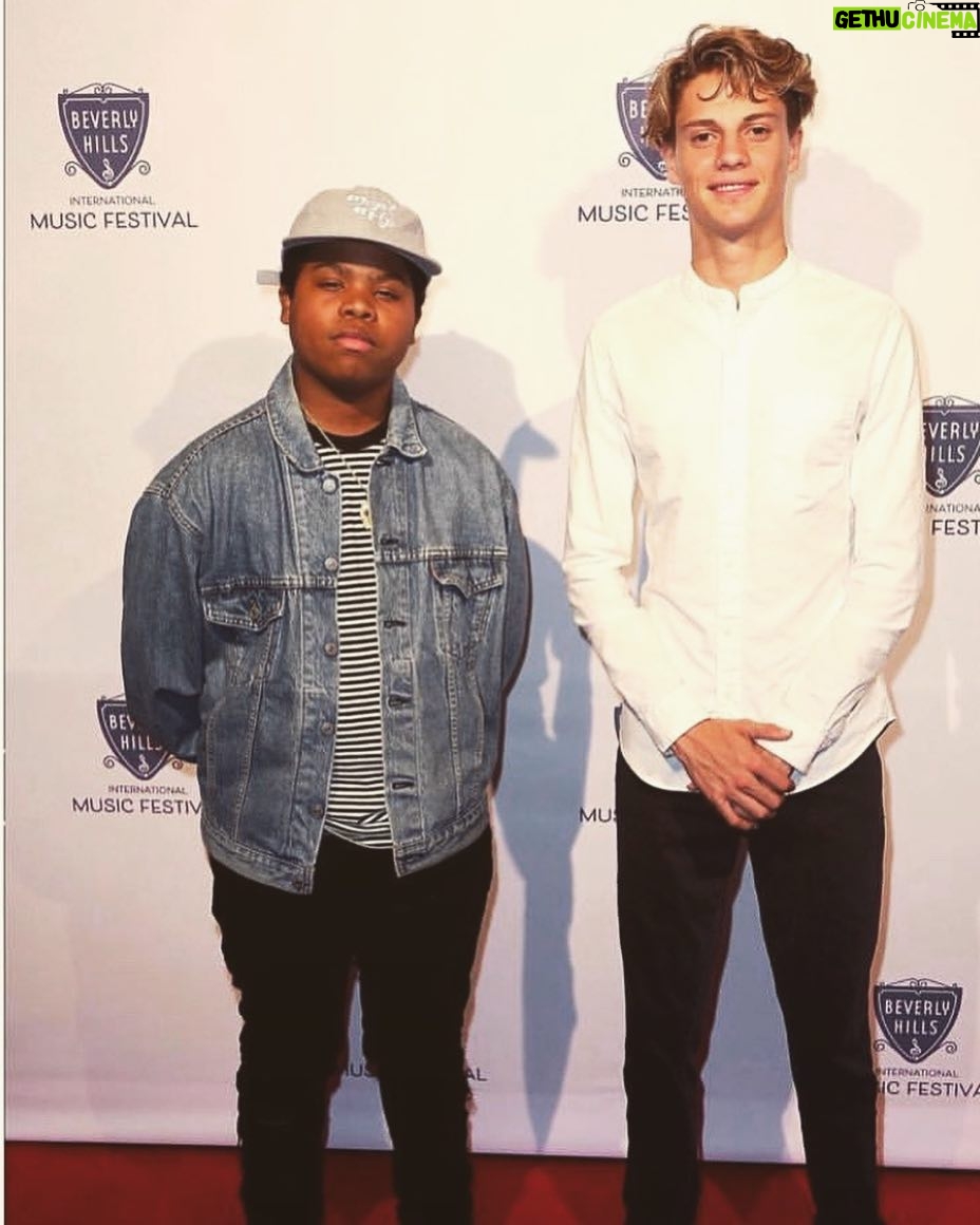Jace Norman Instagram - Open your eyes broπππ¬β€οΈ we get nervous around allot of people. As you can see