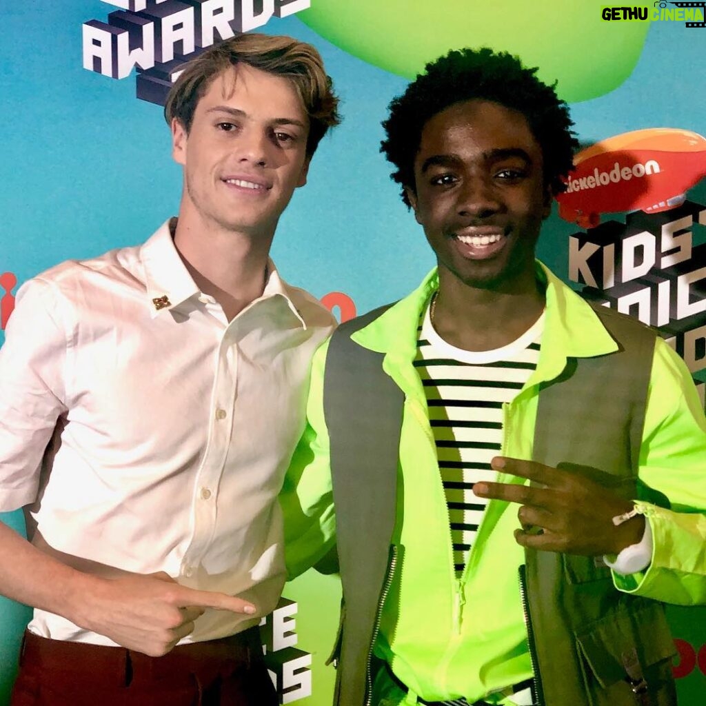 Jace Norman Instagram - @therealcalebmclaughlin and I talking about how we’re all winners. Awards don’t matter. This guy is dope and very talented. cool to be in the same room as him and also call him my friend;) good energy everytime we talk man.
