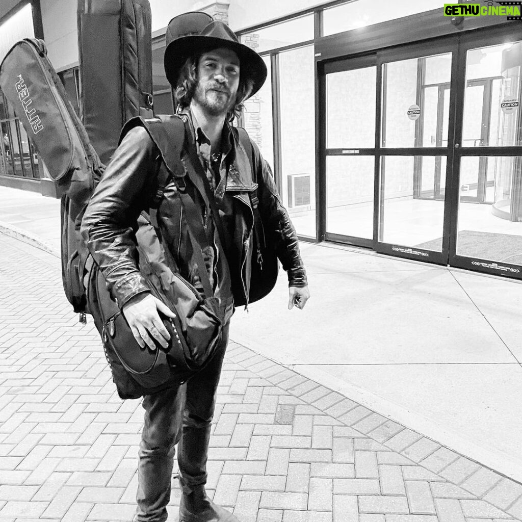 Jack Broadbent Instagram - Have guitars, will travel! Still time to catch me in Indianapolis tonight, Detroit tomorrow and Louisville KY on Sunday. Tour dates and music links in my bio. Peace ✌️ #jackbroadbent #ride #usa #tour #hofner #daddario Indianapolis, Indiana