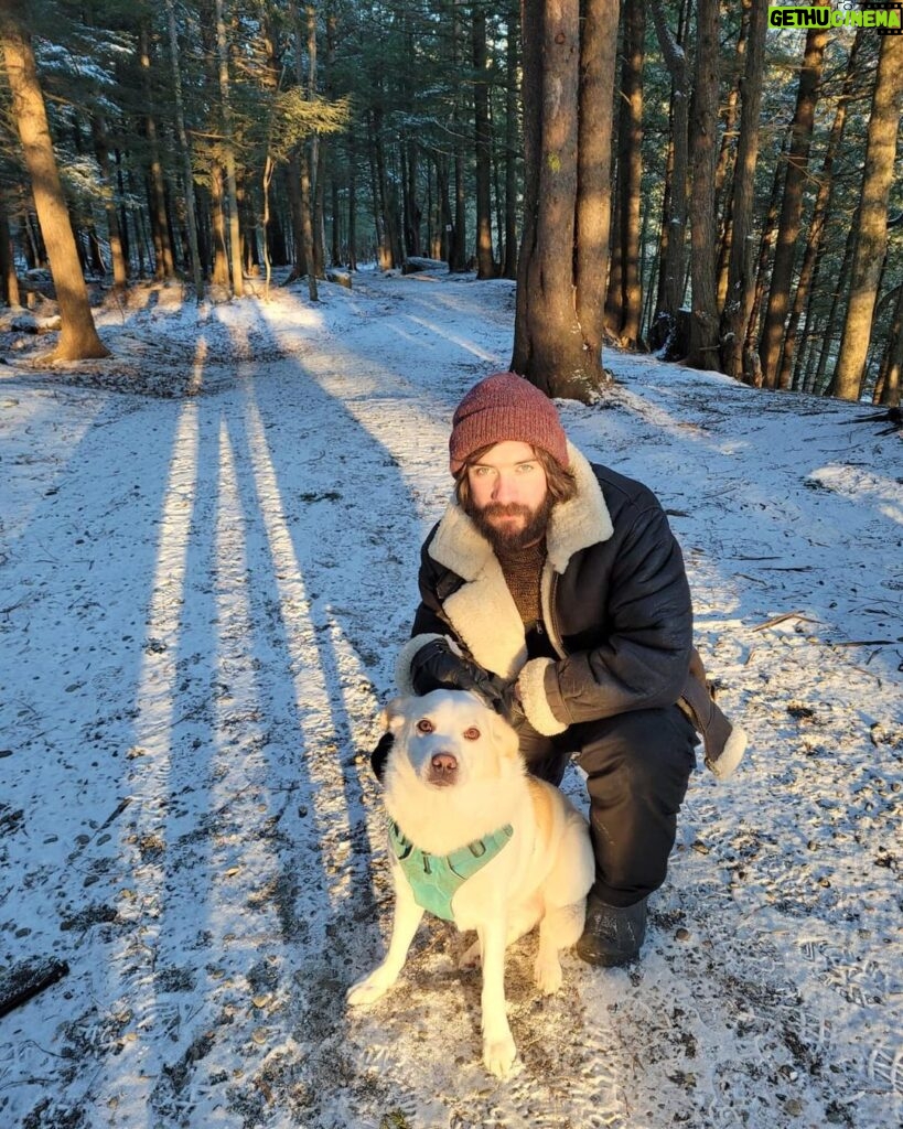Jack Broadbent Instagram - ❄️Walking in a winter wonderland❄️ Québec, Canada