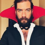 Jack Broadbent Instagram - Happy Halloween!🧛🏻‍♂️ 🎃 🩸