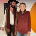 Jack Broadbent Instagram - (Do) meet your heroes #GordonLightfoot Montreal, Quebec