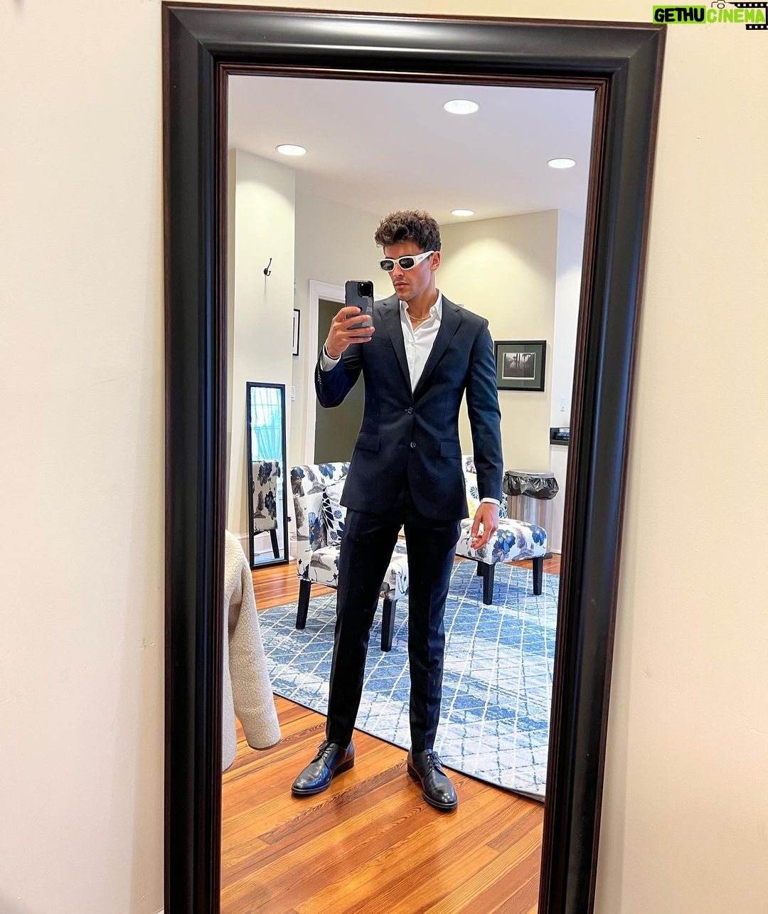 Jack Gilinsky Instagram - my sister @lauragilinsky just got married & i couldn’t be happier for her & my new brother-in-law billy. i love u both. congratulations!