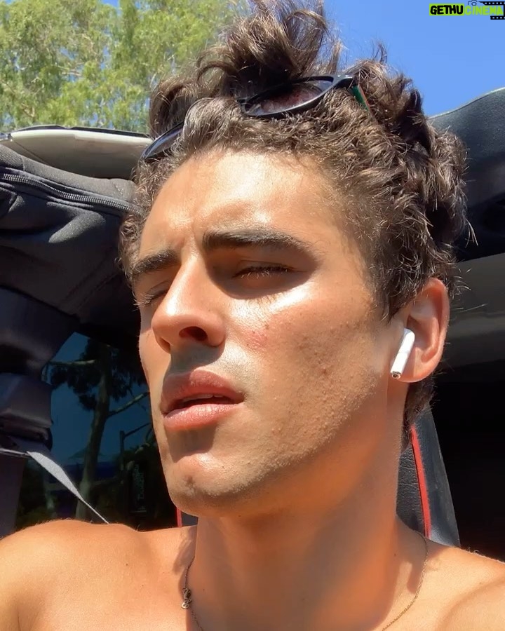 Jack Gilinsky Instagram - looking thru my phone at some old pictures & videos. smile today. if you’re going thru a hard time right now, just remember things will get better. stay positive. (september 4th, 2019)