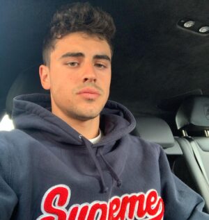 Jack Gilinsky Instagram - 🥱 sunday 😴