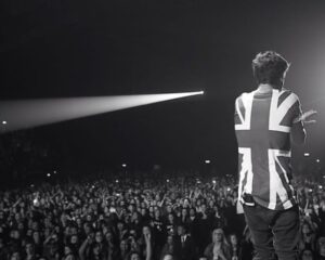 Jack Gilinsky Instagram - europe & the UK have always showed us so much love ♥️