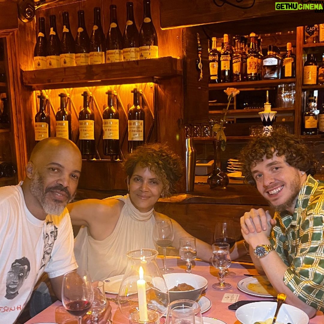 Jack Harlow Instagram - Put a sweet potato on the mac and make u pick a side France