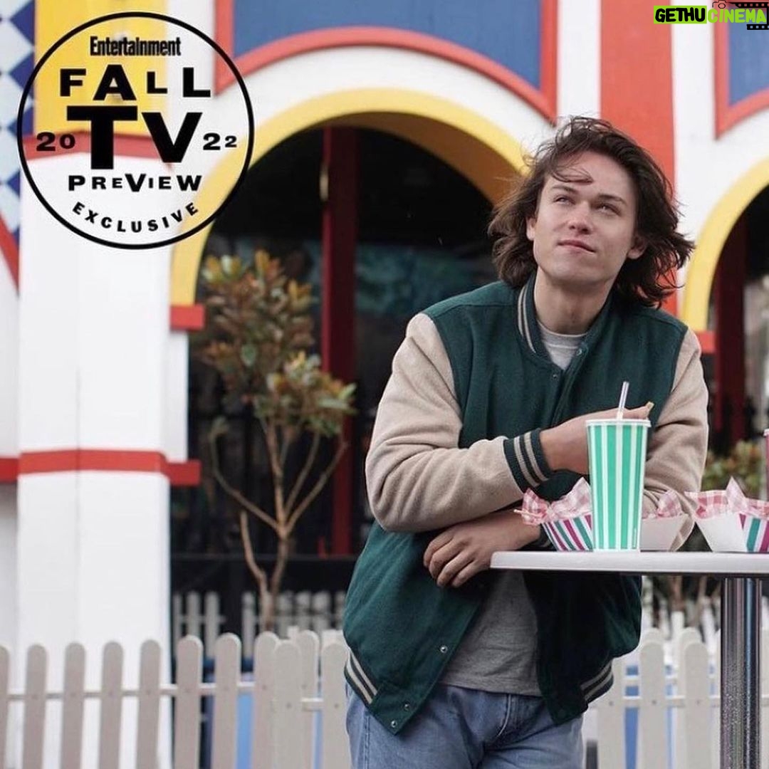Jack Martin Instagram - Wtf America’s Favorite Show is back tonight at 9 EST? Starring my personal idol/father figure jack “17 on network” martin? Damn I’m stoked La Brea
