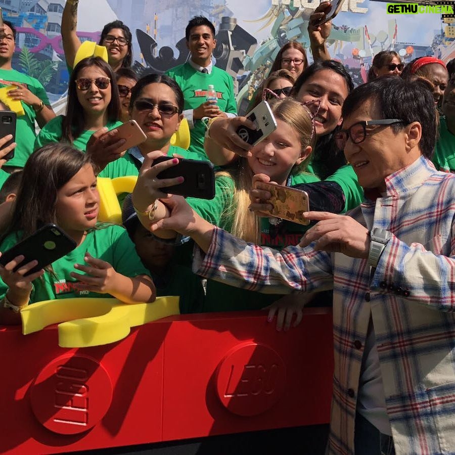 Jackie Chan Instagram - So happy to see so many fans while at The LEGO Ninjago Movie premiere. Remember to see it in theaters - September 22.