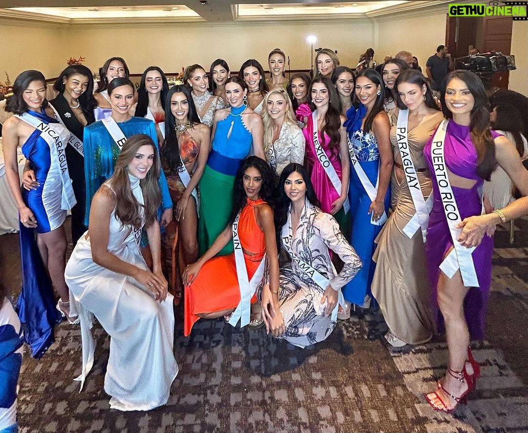 Jacqueline Bracamontes Instagram - Tuvimos el privilegio de desayunar y convivir con todas las reinas latinas (habla hispanas) de este año y fue INCREÍBLE!!! Mucha suerte a todas el sábado!!! @missuniverse @telemundo #MissUniverso Quién ganará la corona de Miss Universo este año? Sera una latina? Qué opinan? ⬇️ San Salvador, EL Salvador