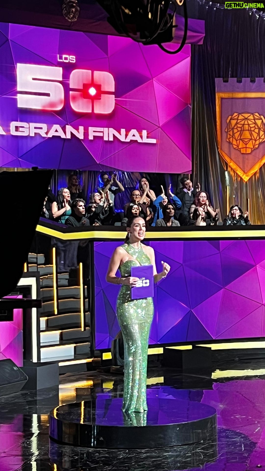 Jacqueline Bracamontes Instagram - Momentos de gran tensión en la final de #Los50 de @telemundo @telemundorealities #Los50