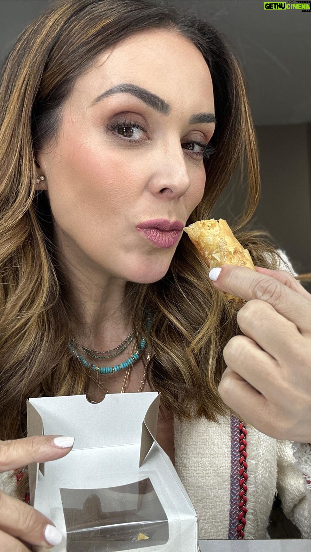 Jacqueline Bracamontes Instagram - Mi dieta… 🤪😎