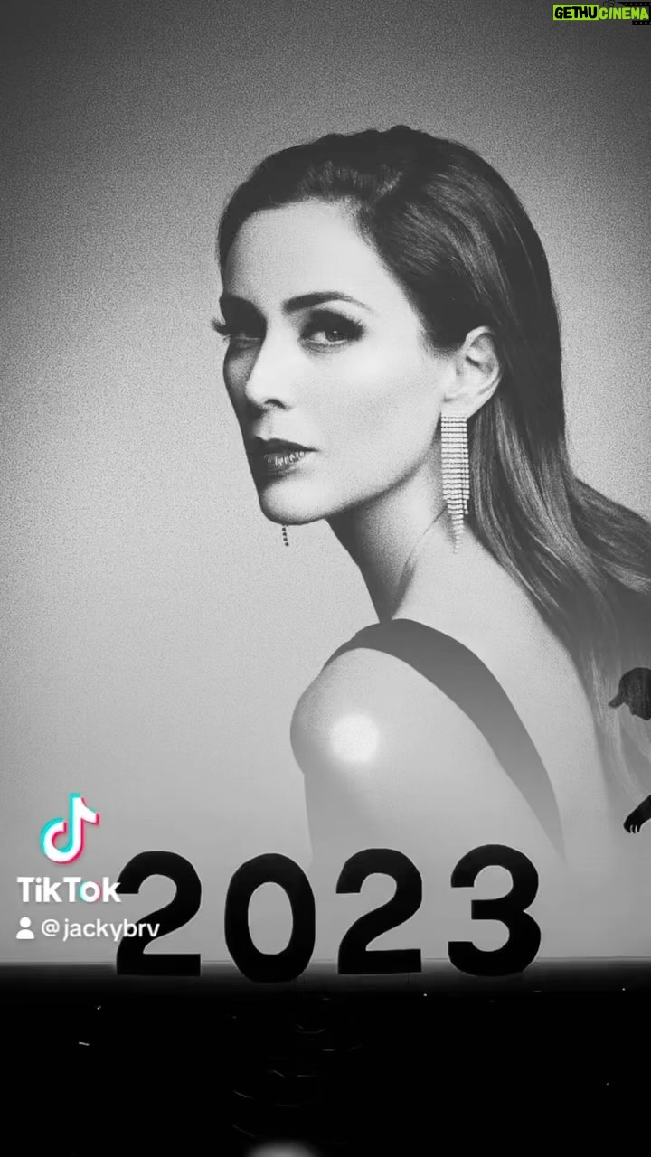 Jacqueline Bracamontes Instagram - HAPPY 2024!!! 🎊🎉♥️
