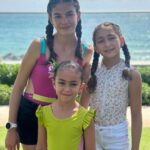 Jacqueline Bracamontes Instagram - El último fin de semana de vacaciones… vaya que la pasamos bien!! Listos para la cruda realidad de las desmañanadas, las tareas y la escuela (NOT JAJAJA) @mft07 @alibracas @pichisvan @profebraca @1raulglez @ginnytc08 @alinaa_gonzalezzzz West Palm Beach, Florida
