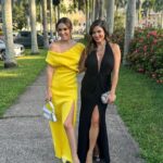 Jacqueline Bracamontes Instagram - De boda con mi @pamelasilva !!! Felicidades @gabrielsamra y @soyisaacacevedo ❤️ #weddingtime Miami, Florida
