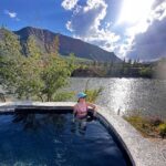Jacqueline Bracamontes Instagram - #tbt #takemeback @mft07 !!! Que rico la pasamos en Colorado!!! (Y en todos los demás lugares 🤣🤣🤣) Iron Mountain Hot Springs
