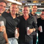 Jacqueline Bracamontes Instagram - Oh what a night!!! @beyonce #Beyonce @mft07 @alibracas @pichisvan @1raulglez @miletorresduq @jeanclaudio06 @pdeuriarte @lilianagonzalezal Hard Rock Stadium