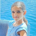 Jacqueline Bracamontes Instagram - Hoy cumple 9 años esta princesa que llegó a iluminar la vida de quienes te conocemos. Amamos tu energía y tu carisma. Te amo con todo mi corazón Carolina. Alaska