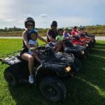 Jacqueline Bracamontes Instagram - Que buen lugar el @farmhousemiami donde puedes enlodarte con toda la familia. The best Farm in Miami. #farmhousemiami #quad #motorcycle