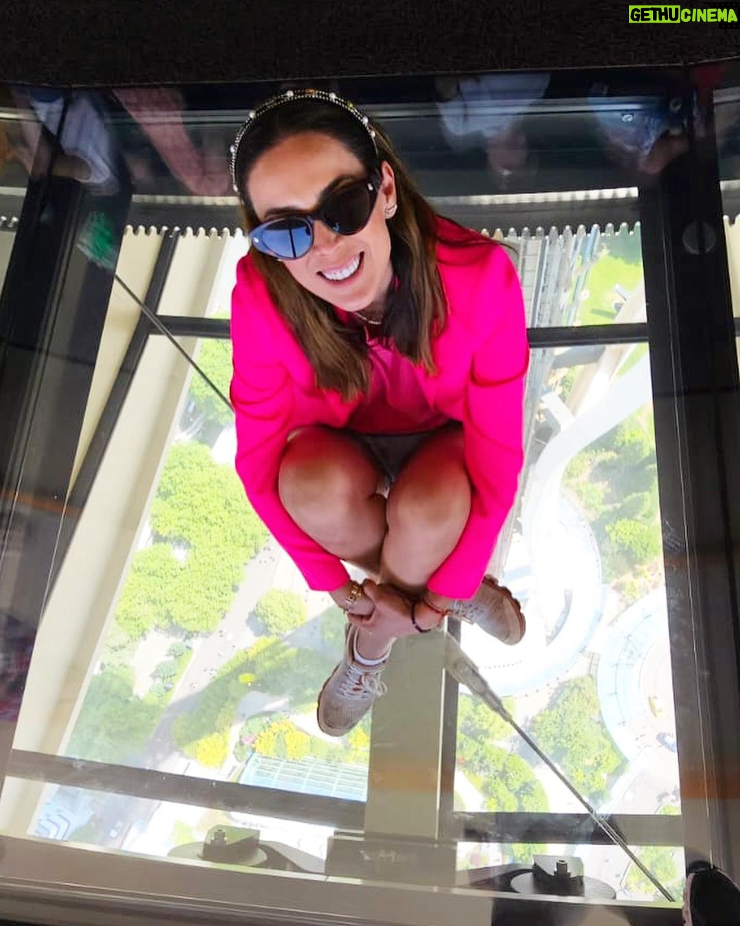 Jacqueline Bracamontes Instagram - Visitando por primera vez #Seattle !!! Otra ciudad increíble!! #SpaceNeedle #familytrip @mft07 @pichisvan @ginnytc08 Seattle, Washington