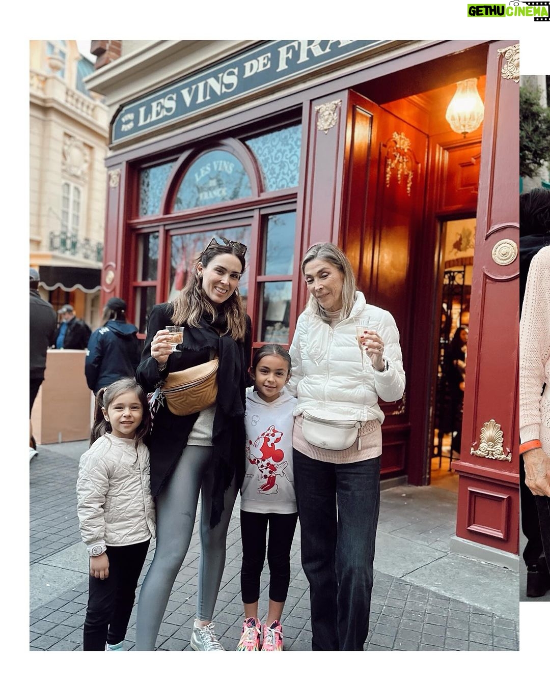 Jacqueline Bracamontes Instagram - Arrancamos! En esta familia no paramos. Felices y emocionados de los días que se vienen #disneylovers