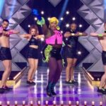 Jada Shada Hudson Instagram - 🎧……….Drag Race, Beat Face, …………. ………Small Waist, Wigs Lace ………… 📝This Verse Ate …Now let’s TURNUP… . 💃🏾Choreographed by @hollywoodjade 👣Dancers: @e_harps @bash416ix @deav0 @briannekatzgriffin @canadasdragrace @cravecanada @worldofwonder #canadasdragrace #dragrace #finale